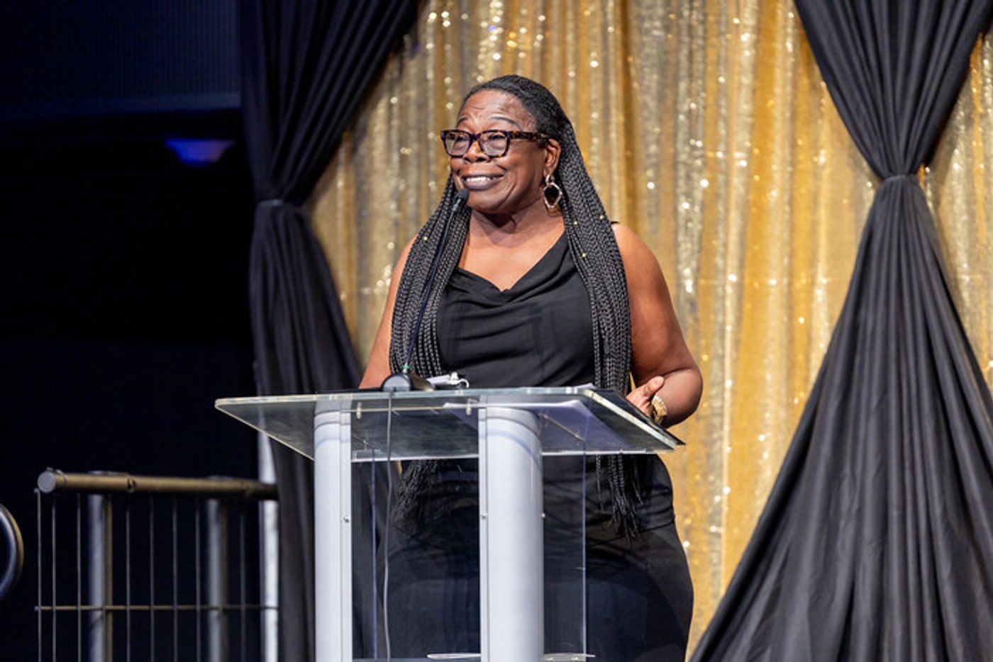 Photos: Tina Fey, Kelli O'Hara and More Honored at 26th Pell Awards  Image