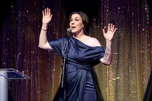 Rachael Warren @ BroadwayWorld Rachael Warren Photo
