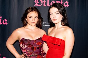 Ella Stiller and Chiara Aurelia  Photo