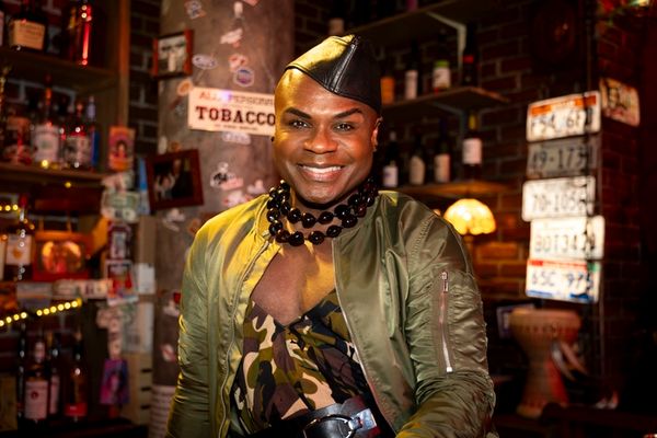 Nathan Lee Graham Photo