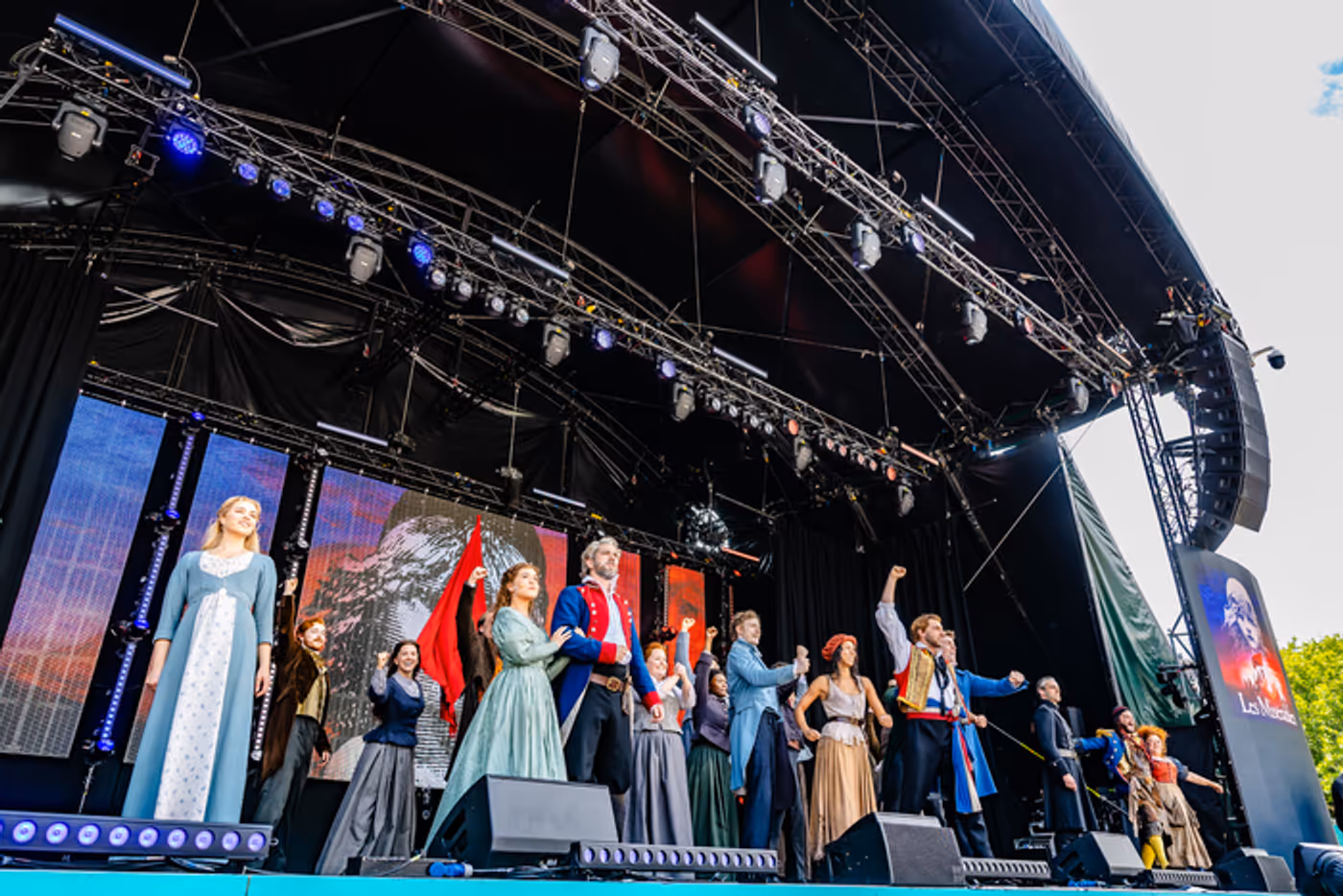Photos: SIX, THE GREAT GATSBY, and More at West End LIVE  Image