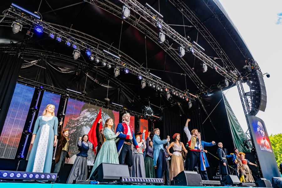 Photos: SIX, THE GREAT GATSBY, and More at West End LIVE  Image