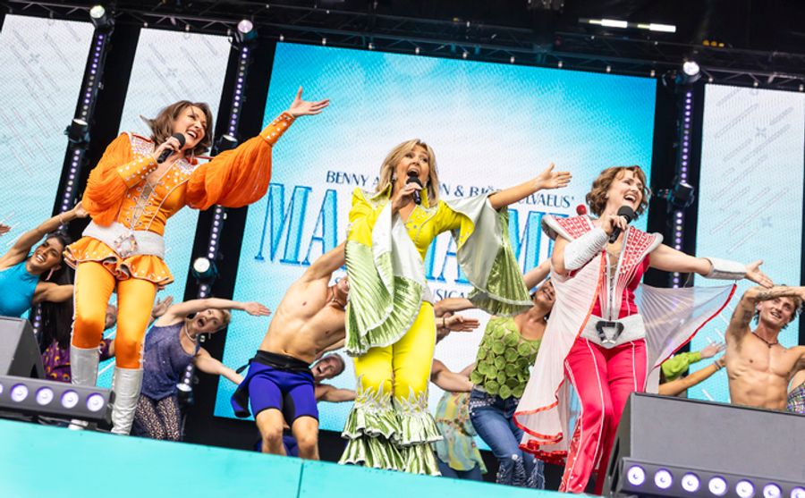 Photos: SIX, THE GREAT GATSBY, and More at West End LIVE  Image