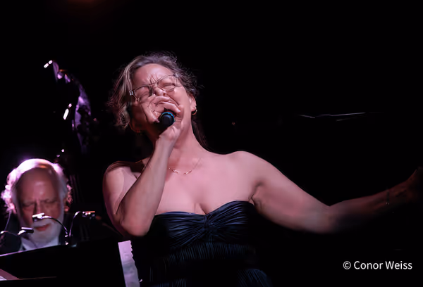 Alice Ripley. Photo credit: Conor Weiss Photo