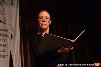 Veanne Cox Photo