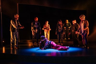 Geoffrey Wade, Adrián Gonzalez, Jake Horowitz, Carolyn Mignini, Marin Hinkle, Lee Wi Photo