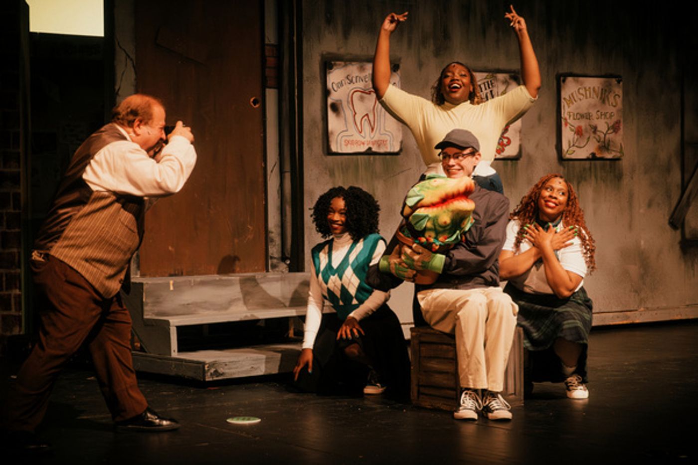 Photos: LITTLE SHOP OF HORRORS at Summer Place Theatre Photos: LITTLE SHOP OF HORRORS at Summer Place Theatre Image