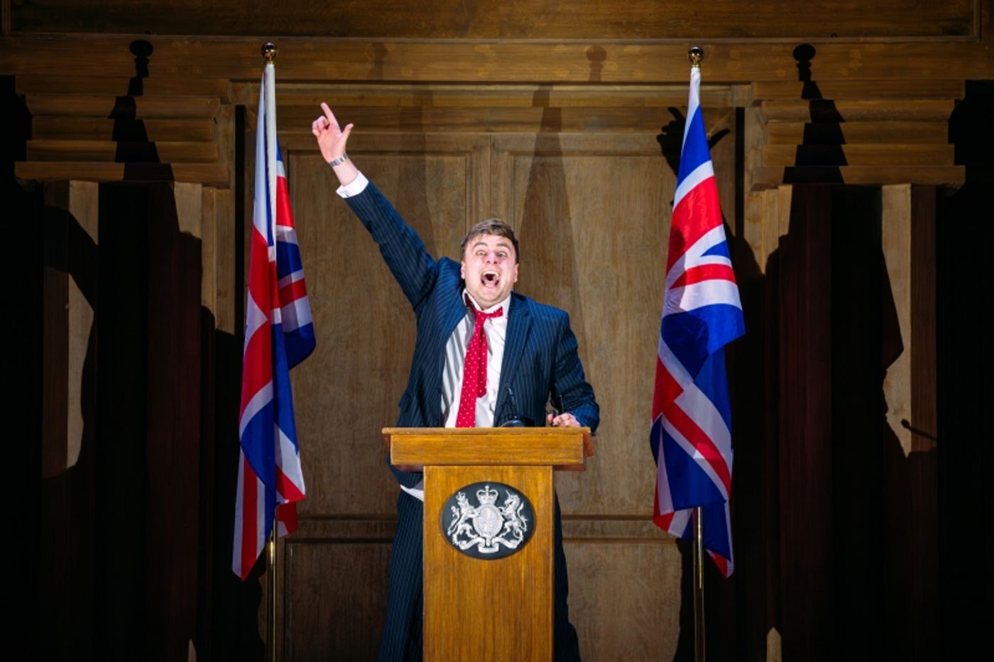 Review: TRIAL BY JURY/A MATTER OF MISCONDUCT!, Opera Holland Park  Image