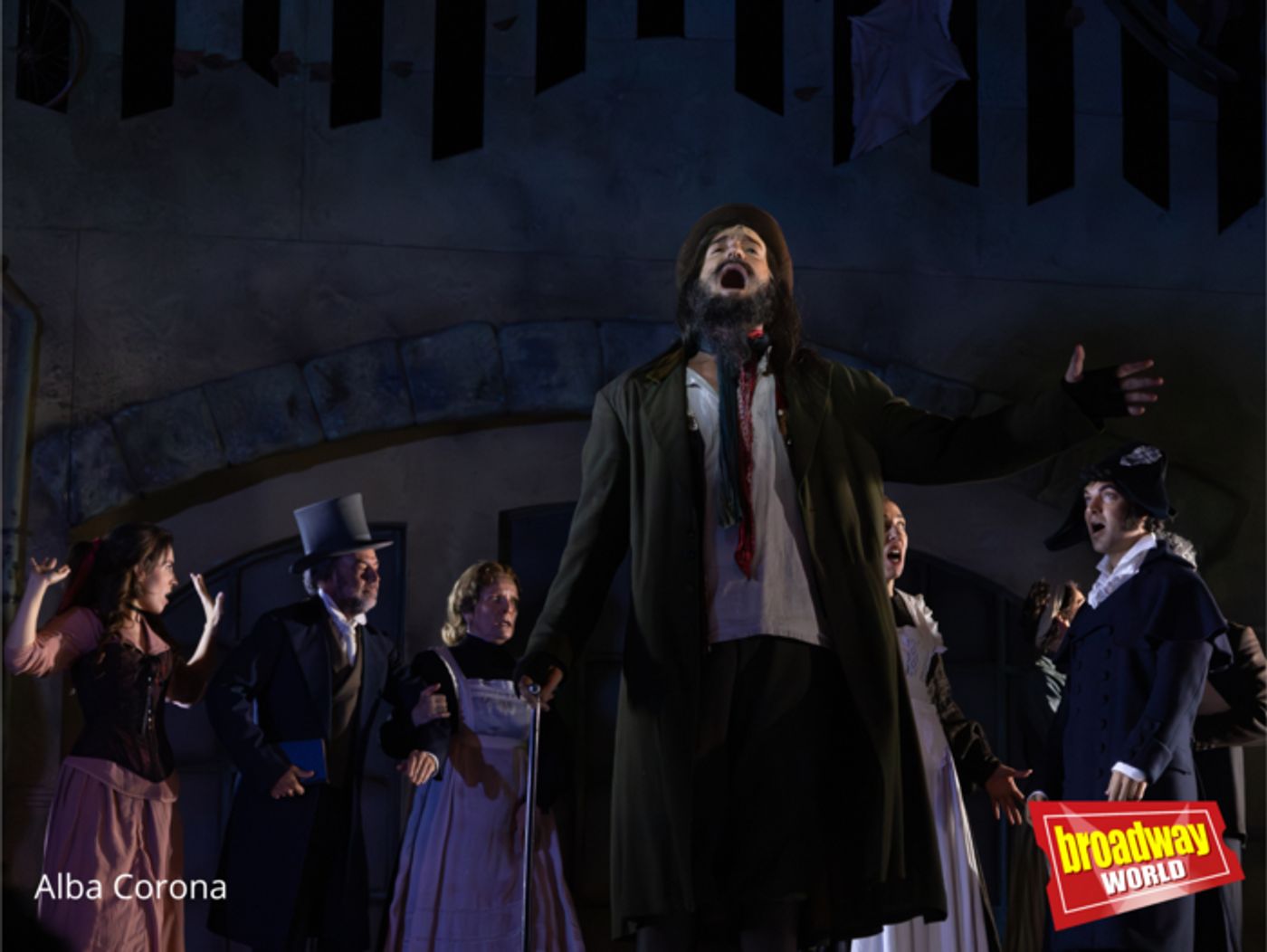 PHOTO: Presentación de OLIVER TWIST en el Teatro La Latina  Image