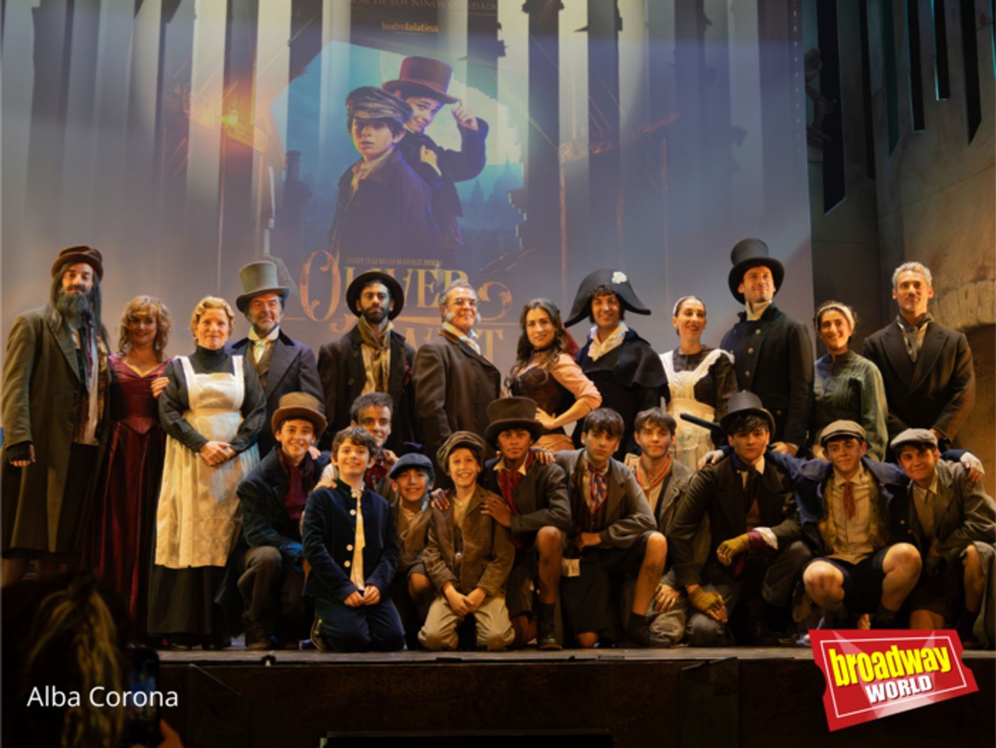 PHOTO: Presentación de OLIVER TWIST en el Teatro La Latina  Image
