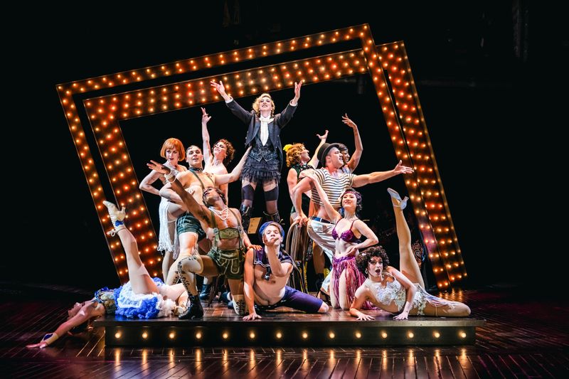 Photos: CABARET at the Guthrie Theater First Look Images — photo 2 of 8
