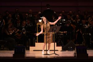 Gracie Lawrence sings “Just Leave Everything to Me” @ BroadwayWorld Gracie Lawrence sings “Just Leave Everything to Me” Photo