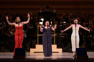Hannah Elless, Ann Harada, Anna Zavelson sing “Motherhood”
@ BroadwayWorld Hannah Elless, Ann Harada, Anna Zavelson sing “Motherhood”
Photo