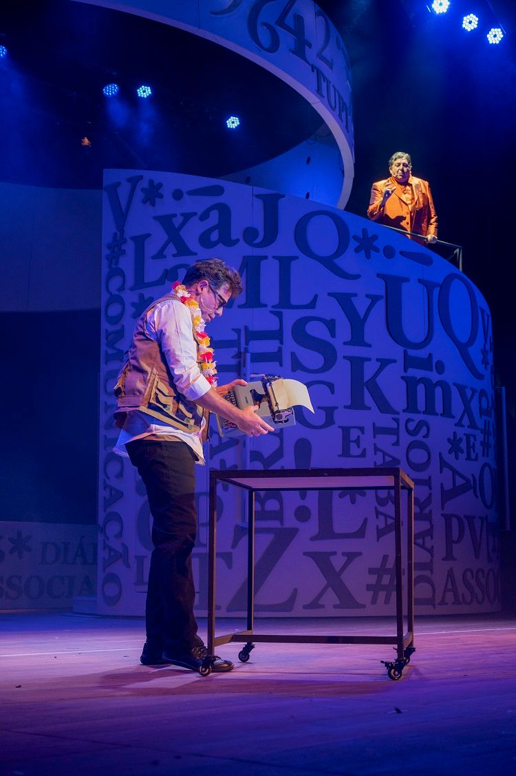 New Musical Celebrates a Century of Brazilian Media Legend: CHATÔ E OS DIÁRIOS ASSOCIADOS – 100 ANOS DE PAIXÃO Opens in São Paulo  Image