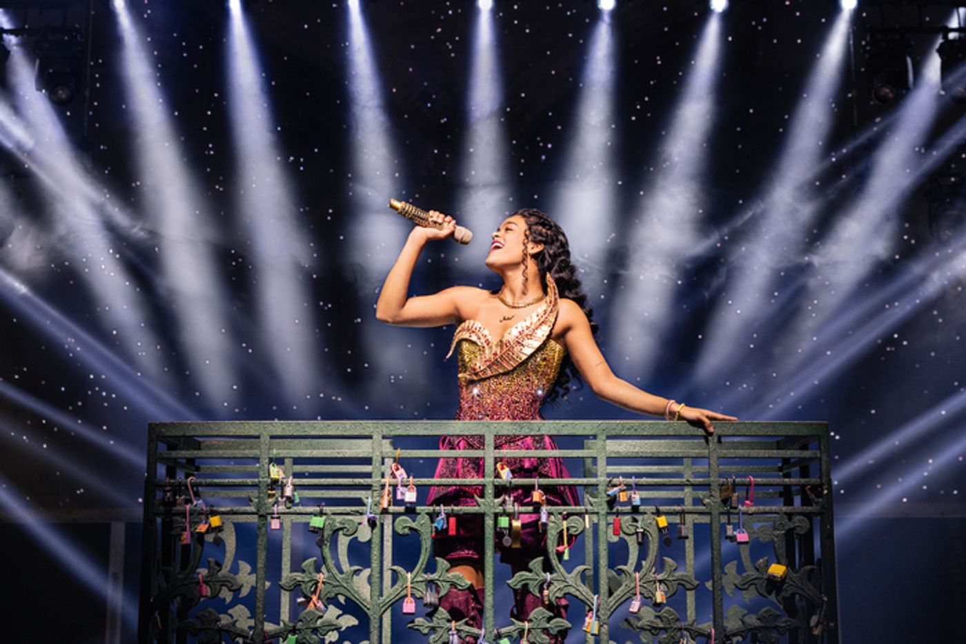 Photos: Gianna Harris as Juliet in & JULIET on Broadway  Image