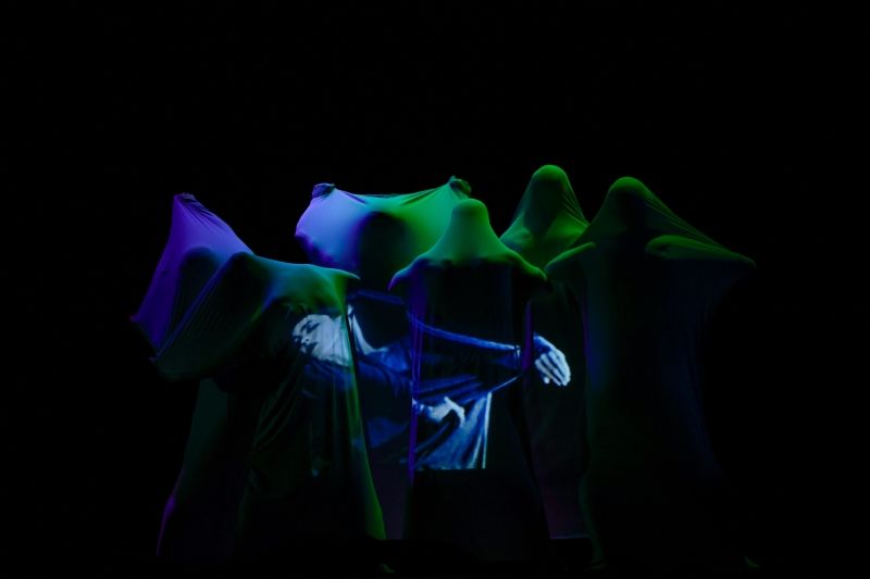 Review: PILOBOLUS at The Joyce Theater-A Stunning Display of Inventive Dance Image