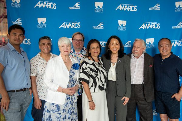 Leslie Ishii and Supporters Photo