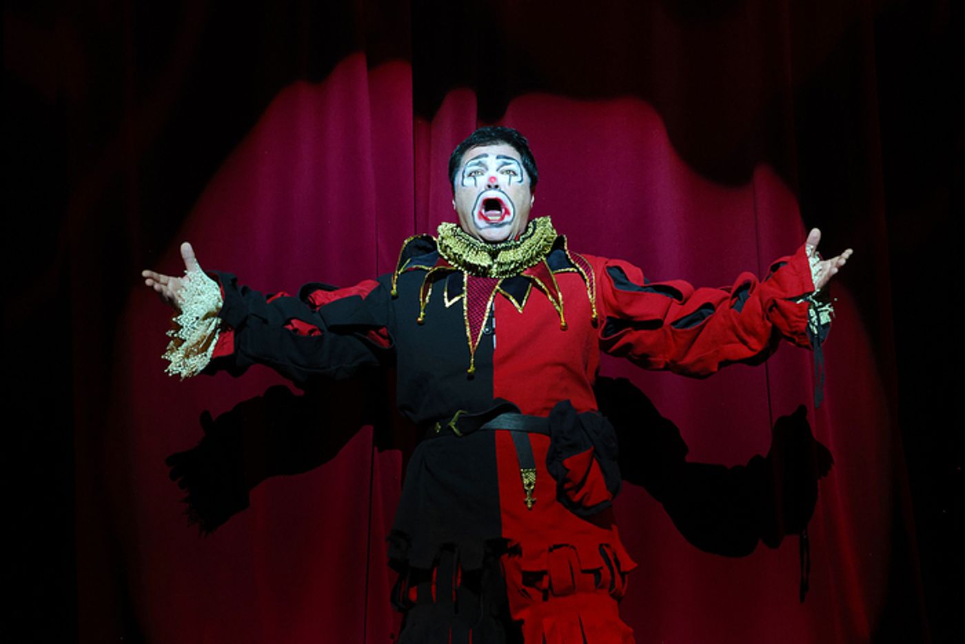 Photos: PAGLIACCI Now Playing at Opera Festival of Chicago  Image