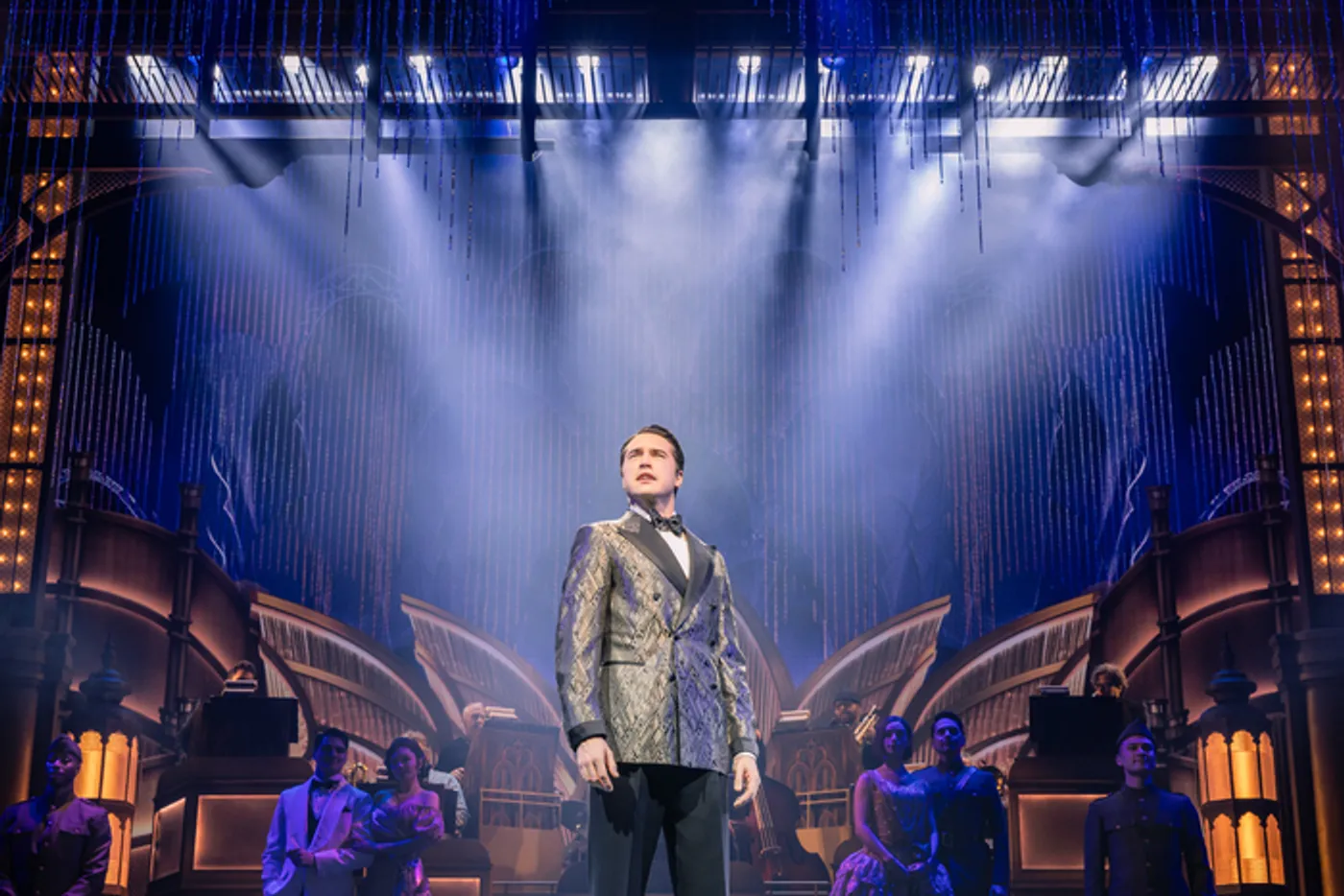 Photos: Aisha Jackson & Ryan McCartan in THE GREAT GATSBY  Image