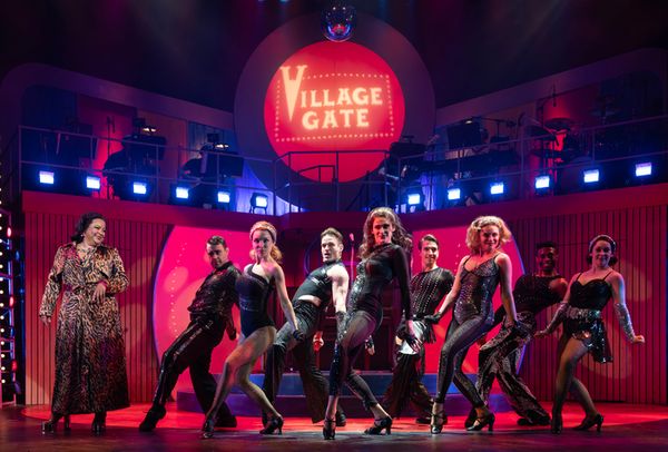 Galyana Castillo and the cast 
 Photo