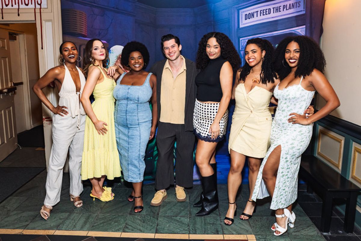 Elizabeth Gillies, Graham Phillips, and LSOH Urchins at 