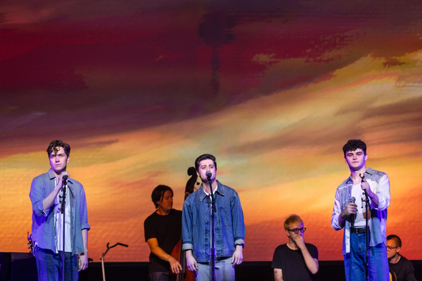 Photos: Darren Criss, Natalie Venetia Belcon & More Perform at 'NYC Center Stage' at IPW  Image
