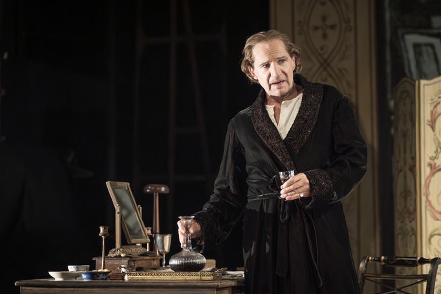 Photos: Ralph Fiennes and Miranda Raison in GRACE PERVADES Image