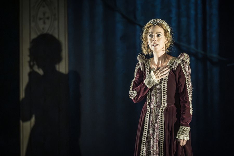 Photos: Ralph Fiennes and Miranda Raison in GRACE PERVADES Image