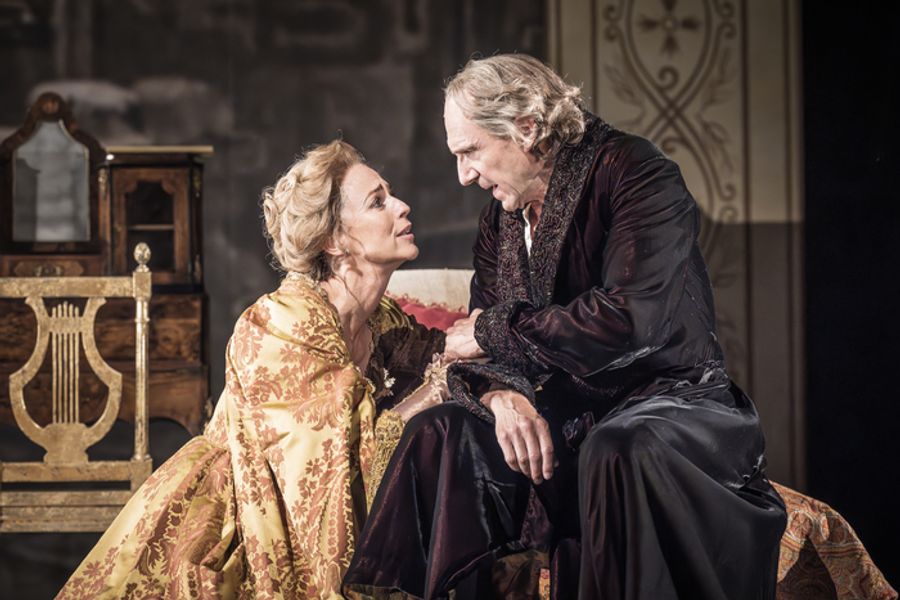 Photos: Ralph Fiennes and Miranda Raison in GRACE PERVADES Image