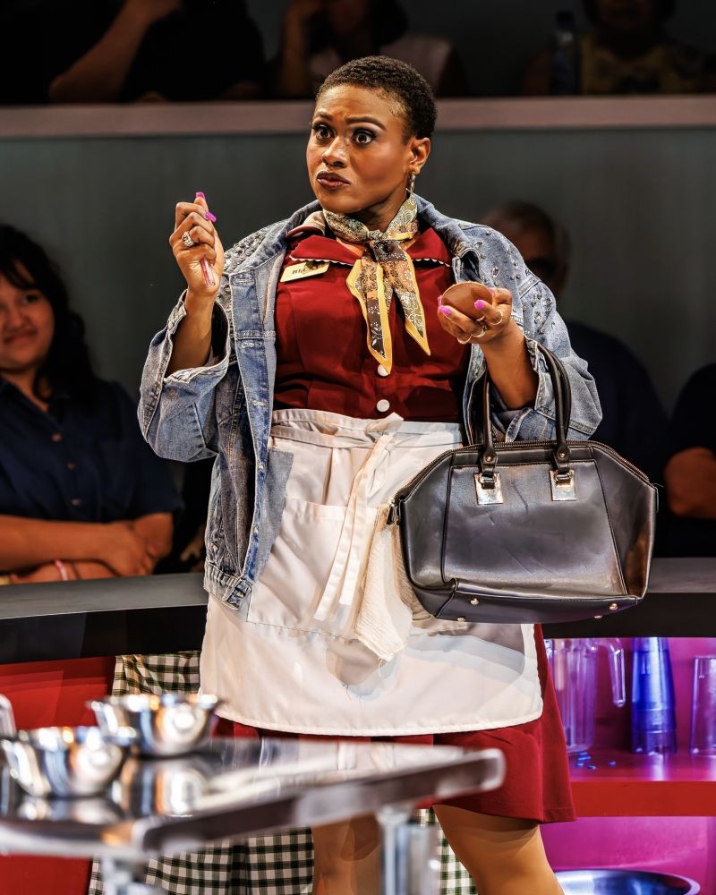Review: WAITRESS THE MUSICAL at ZACH Theatre  Image