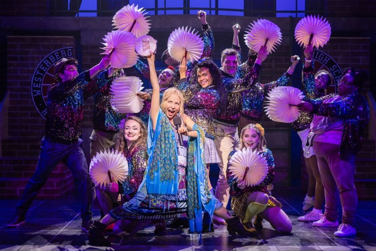 Kerry Butler, Lorna Courtney, Elizabeth Teeter, Erin Morton and Company at 