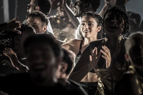 Rachel Zegler and cast Photo