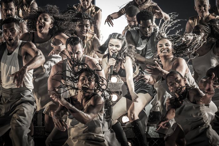 Photos: First Look at Rachel Zegler and the Cast of EVITA in London — photo 2 of 13