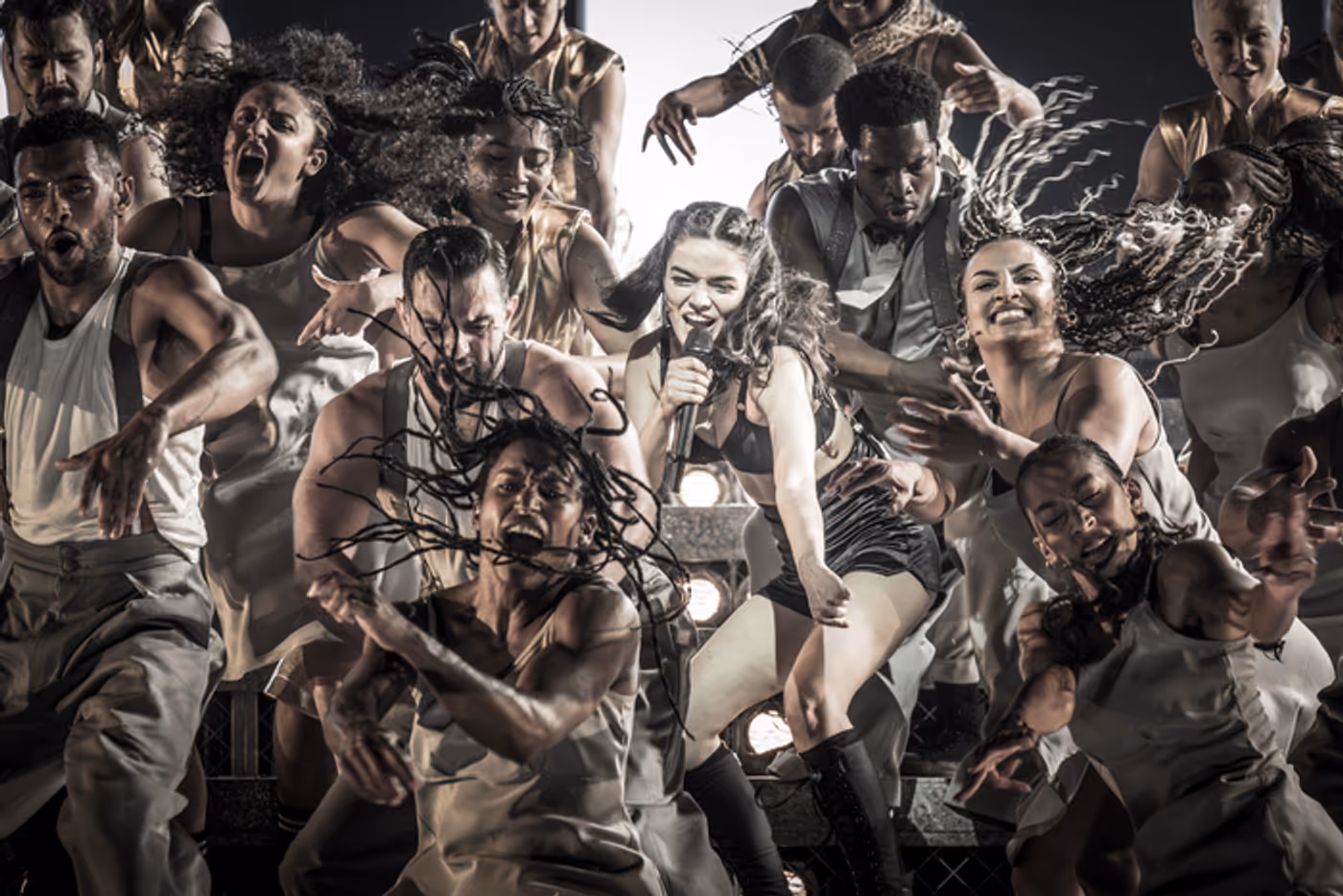 Photos: First Look at Rachel Zegler and the Cast of EVITA in London  Image