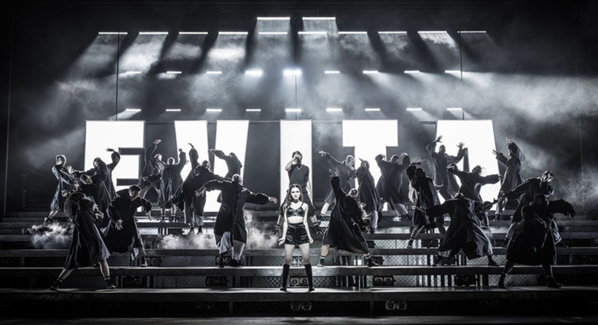 Rachel Zegler and cast at 