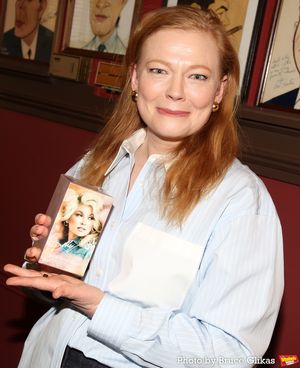 Sarah Snook with gifts from Dolly Parton @ BroadwayWorld Sarah Snook with gifts from Dolly Parton Photo