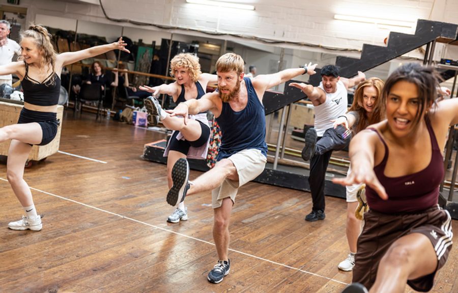 Photos: THE ADDAMS FAMILY UK Tour Cast in Rehearsals Image