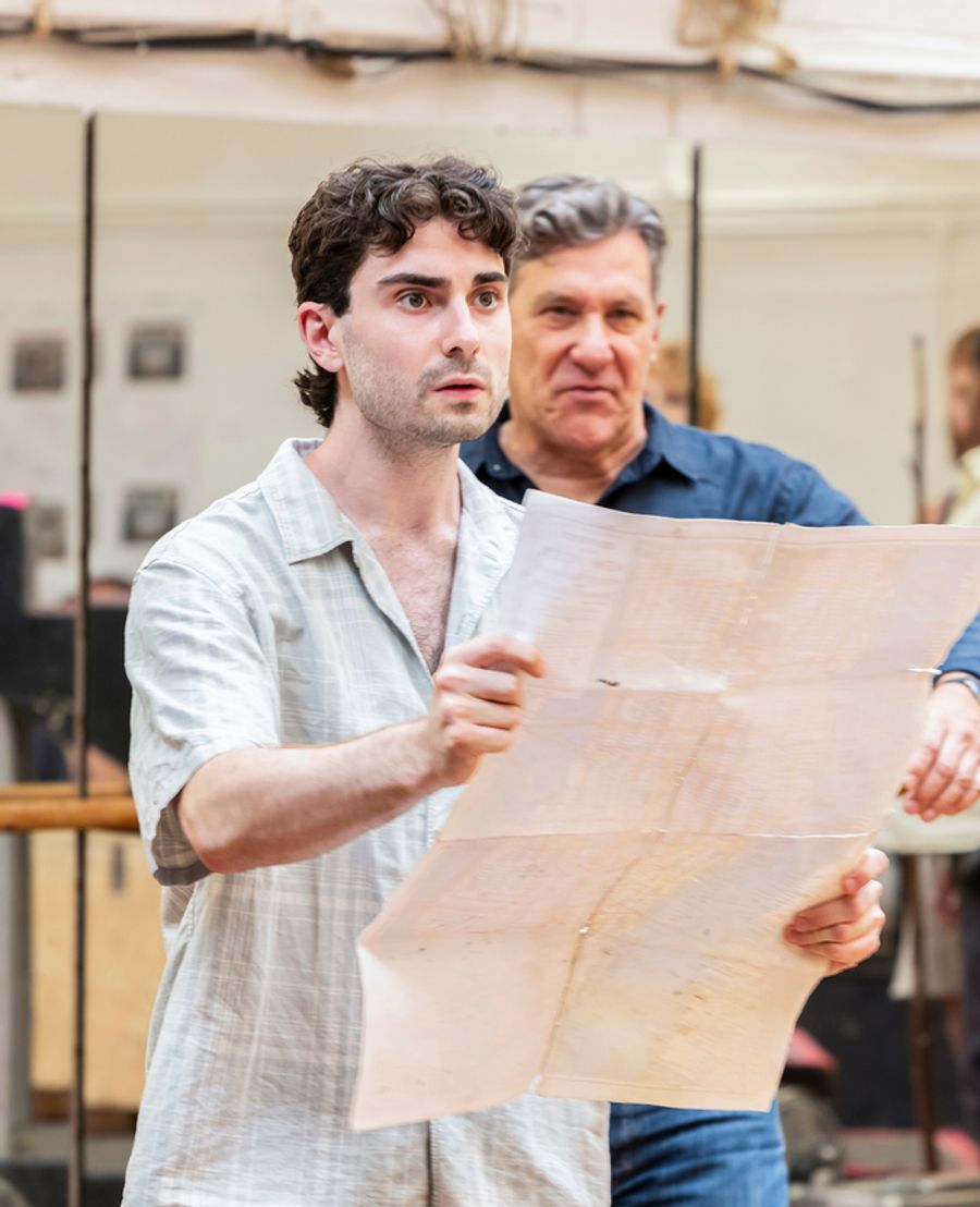 Photos: THE ADDAMS FAMILY UK Tour Cast in Rehearsals Image