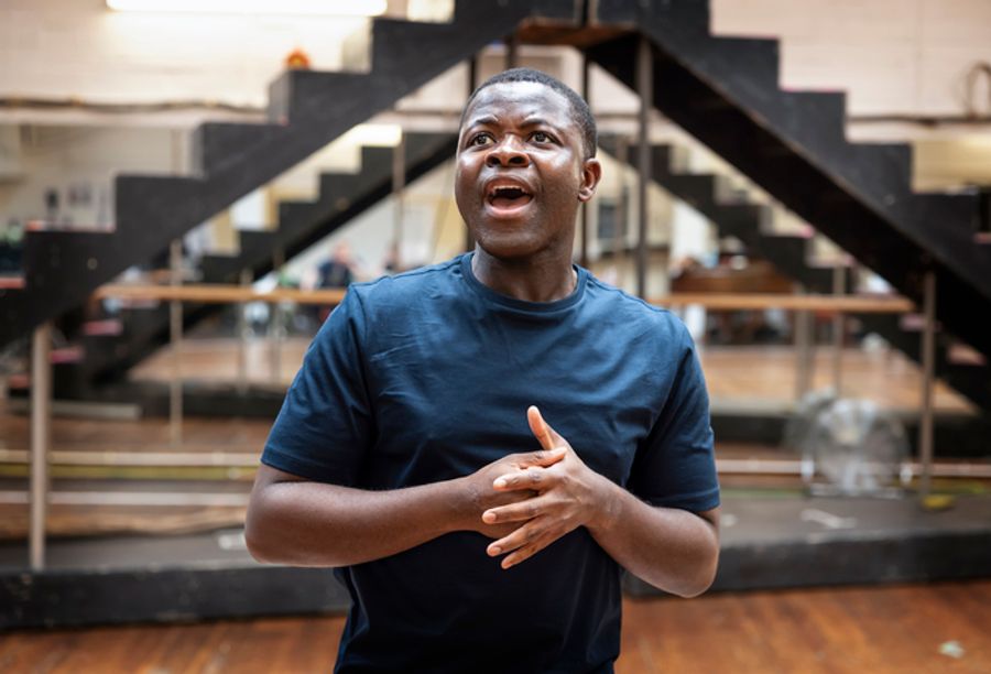 Photos: THE ADDAMS FAMILY UK Tour Cast in Rehearsals Image