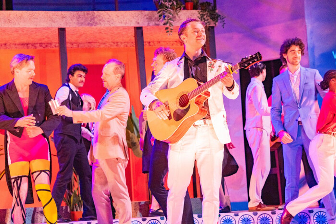 Photos: TWELFTH NIGHT at Oak Park Festival Theatre  Image