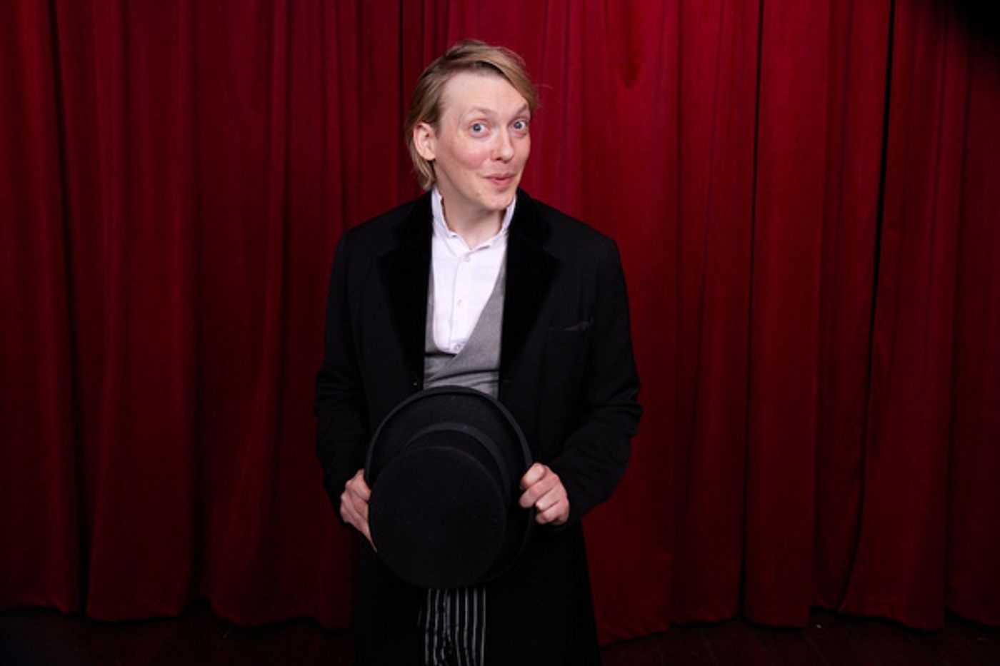 Photos: A GENTLEMAN’S GUIDE TO LOVE AND MURDER at North Coast Repertory Theatre  Image