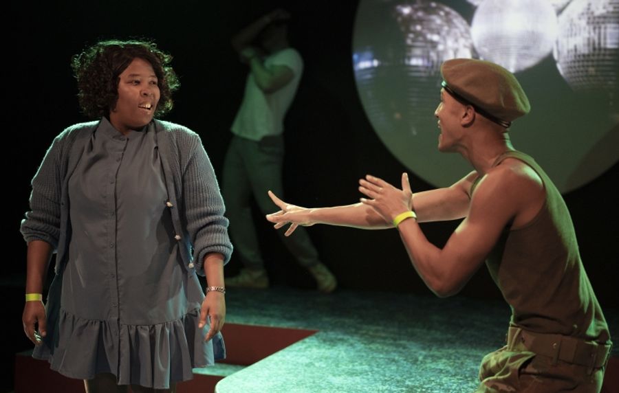 Review: LA RONDE at the Baxter Studio Explores the Power Dynamics Inherent in Sex Image