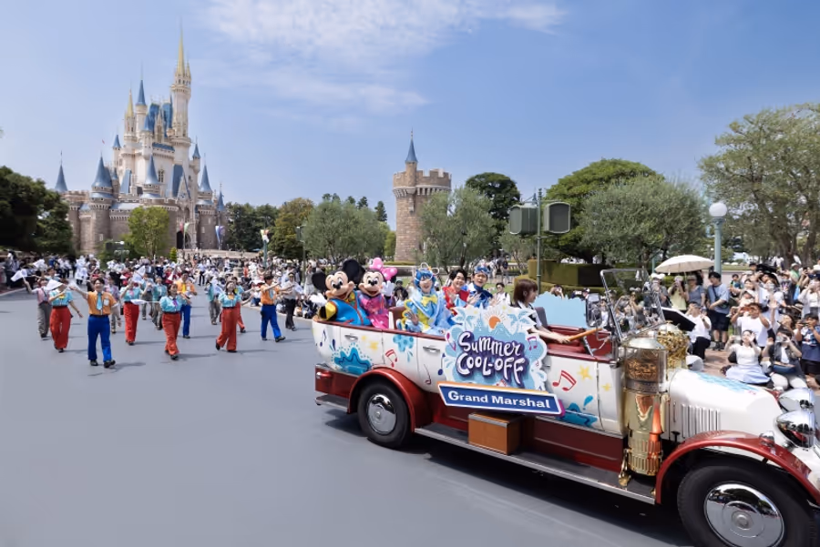 Review: TOKYO DISNEY RESORT’S ULTIMATE SUMMER WITH MRS. GREEN APPLE Image
