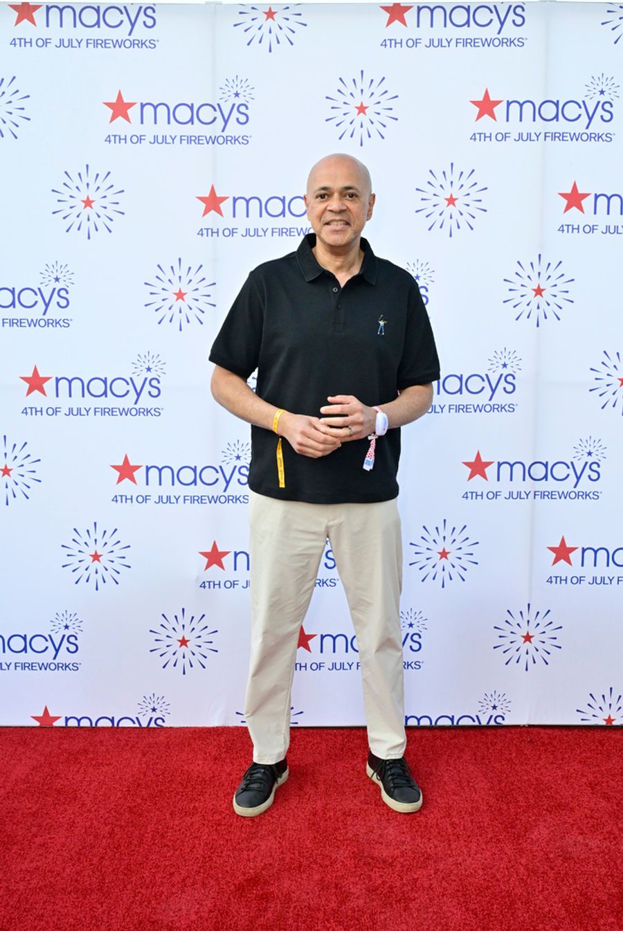 Photos/Videos: Nicole Scherzinger, Jonas Brothers, & More at MACY’S 4TH OF JULY FIREWORKS Image