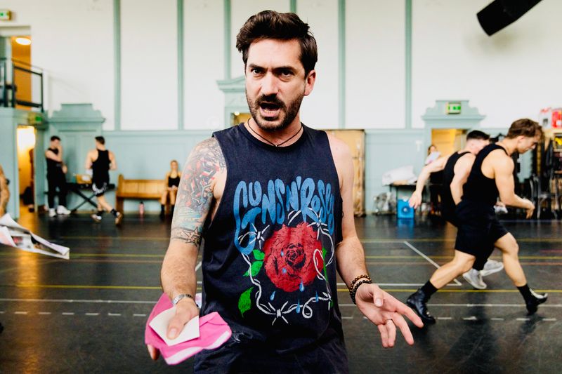Photos: BURLESQUE THE MUSICAL Company in Rehearsals — photo 2 of 11