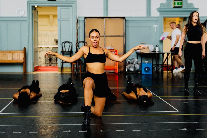 Photos: BURLESQUE THE MUSICAL Company in Rehearsals — photo 8 of 11