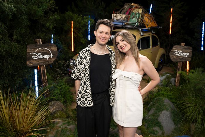Photos: Milo Manheim, Meg Donnelly, & More Attend ZOMBIES 4 Premiere — photo 7 of 36