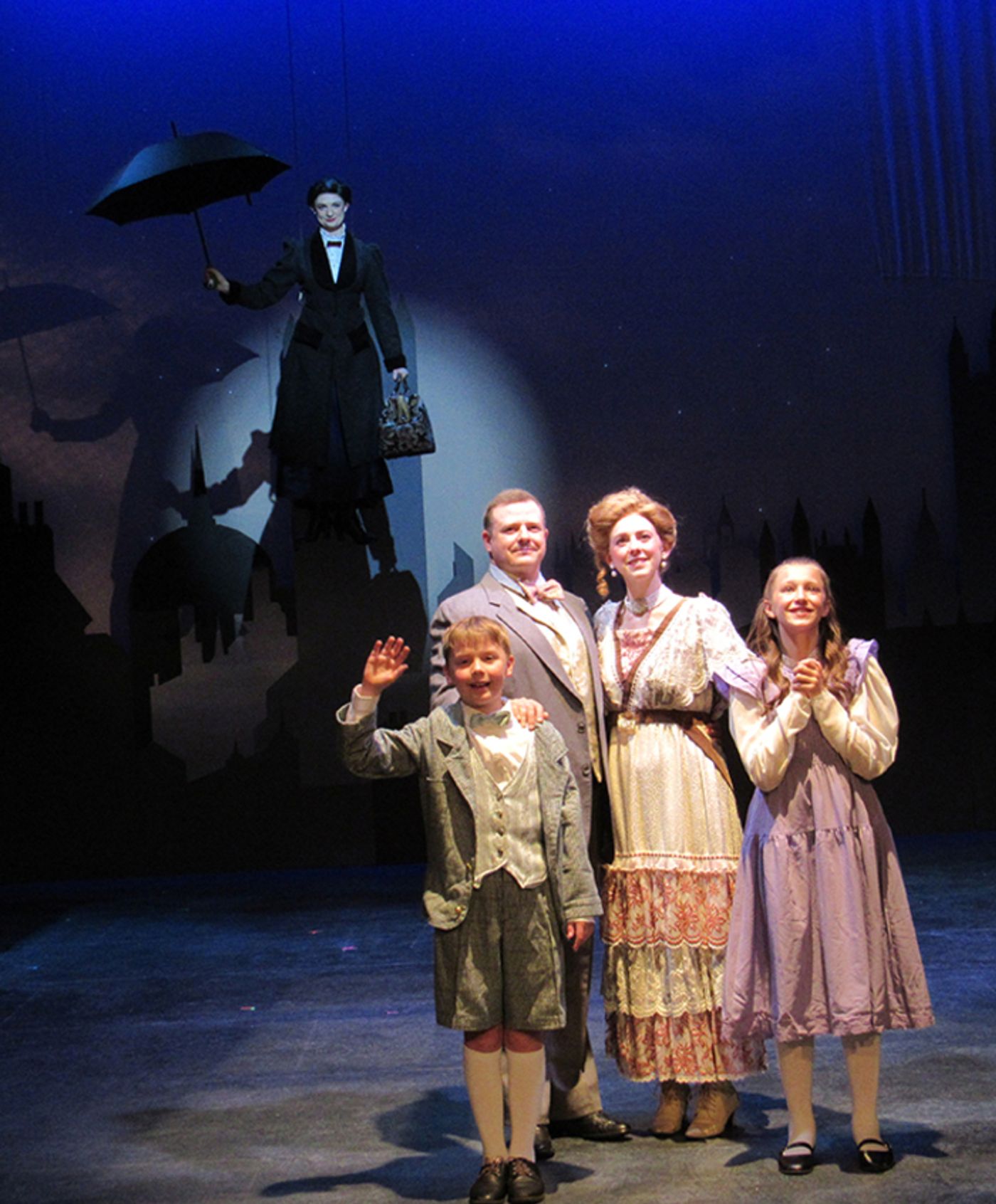 Photos: MARY POPPINS at Circa '21 Dinner Playhouse Photos: MARY POPPINS at Circa '21 Dinner Playhouse Image