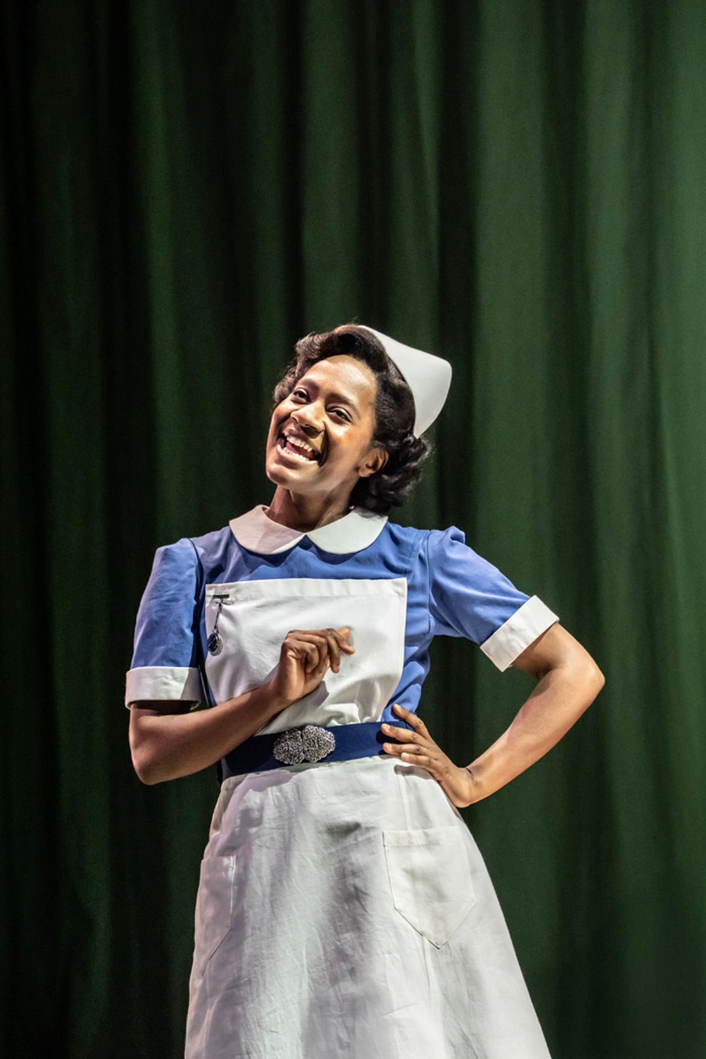 Photos: Michael Sheen and More in NYE at the National Theatre  Image