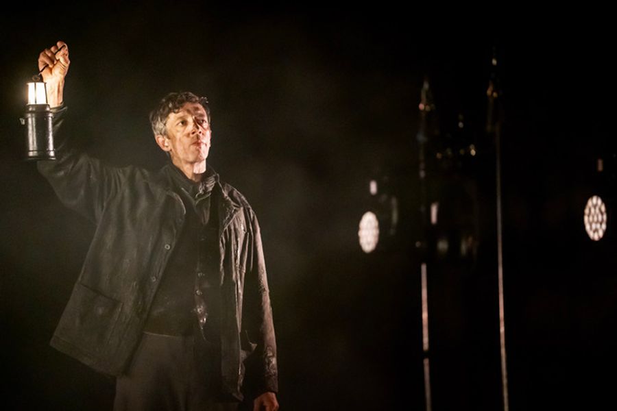 Photos: Michael Sheen and More in NYE at the National Theatre Image